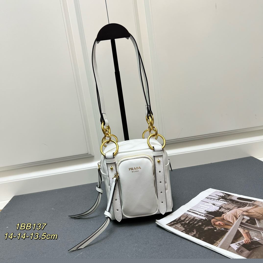 Pra*a top handle bags